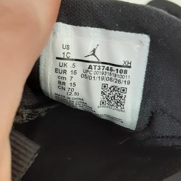 Nike Jordan 1 Baby Crib Shoes Booties Shattered Backboard Black 1C Basketball - Picture 7 of 7